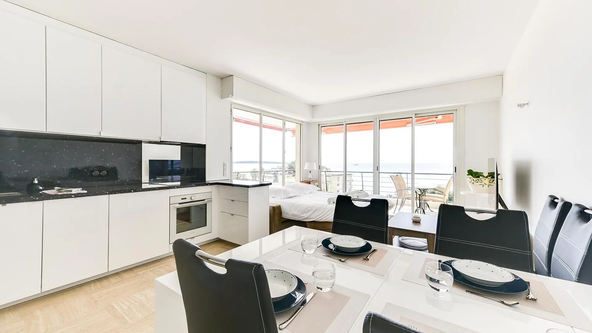 Immogroom- 2 Bedrooms -Panoramic Sea View - Huge Cannes 0*,