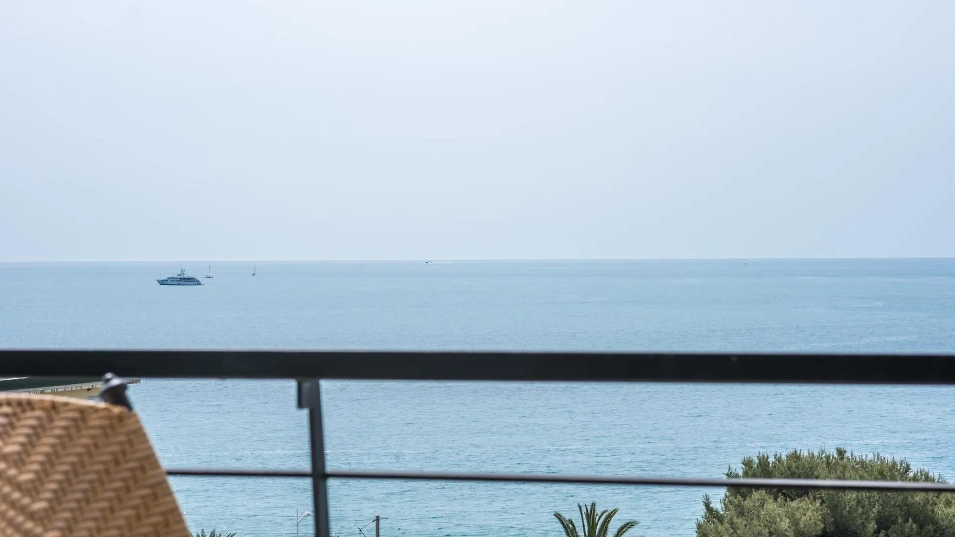 Immogroom- 2 Bedrooms -Panoramic Sea View - Huge Cannes Apartment