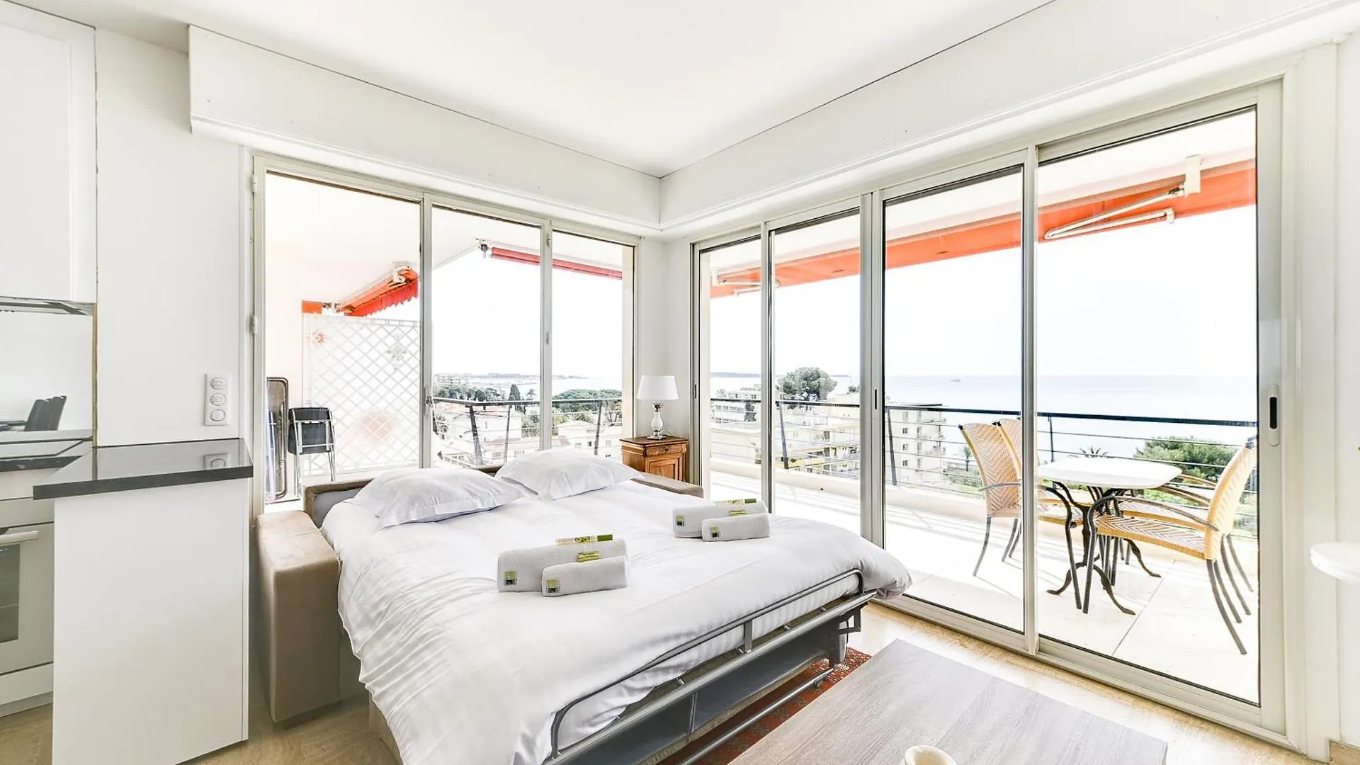 Immogroom- 2 Bedrooms -Panoramic Sea View - Huge Cannes Apartment