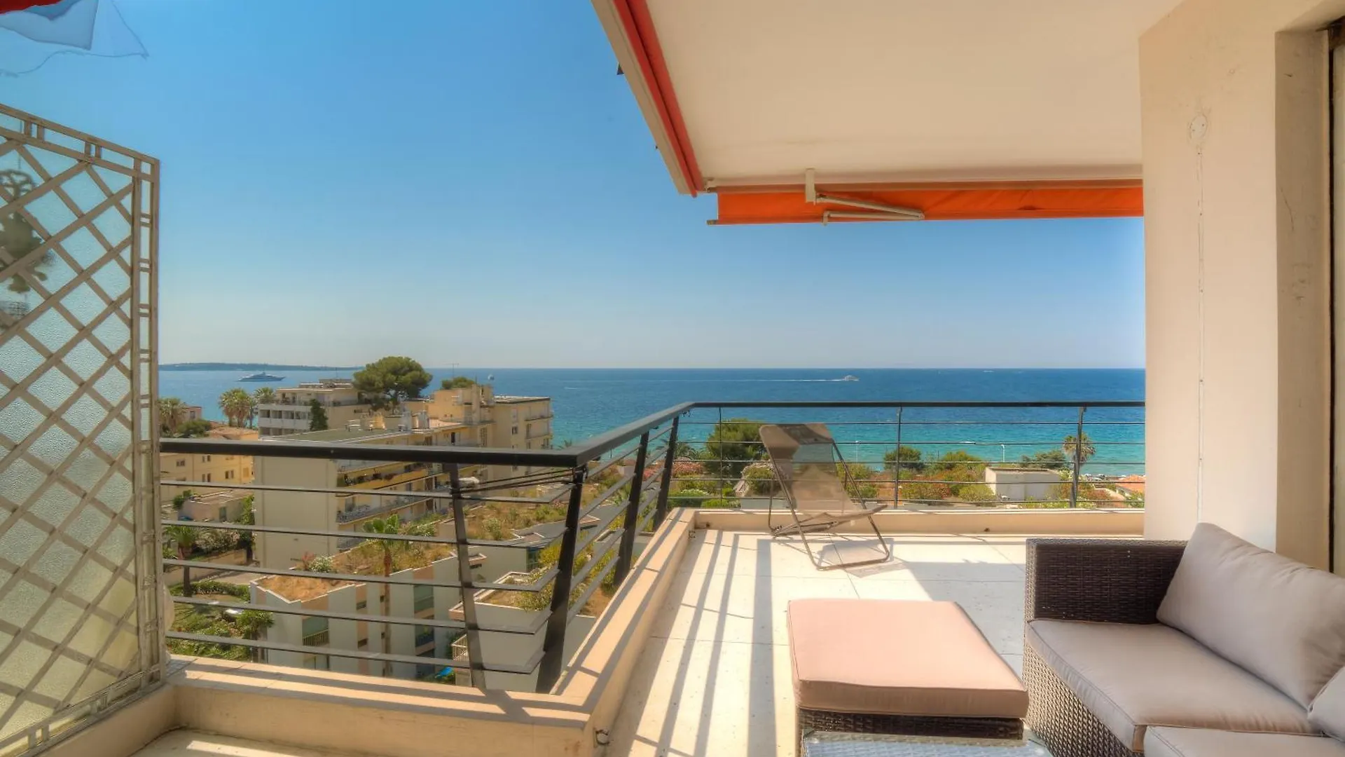 Immogroom- 2 Bedrooms -Panoramic Sea View - Huge Cannes Apartment