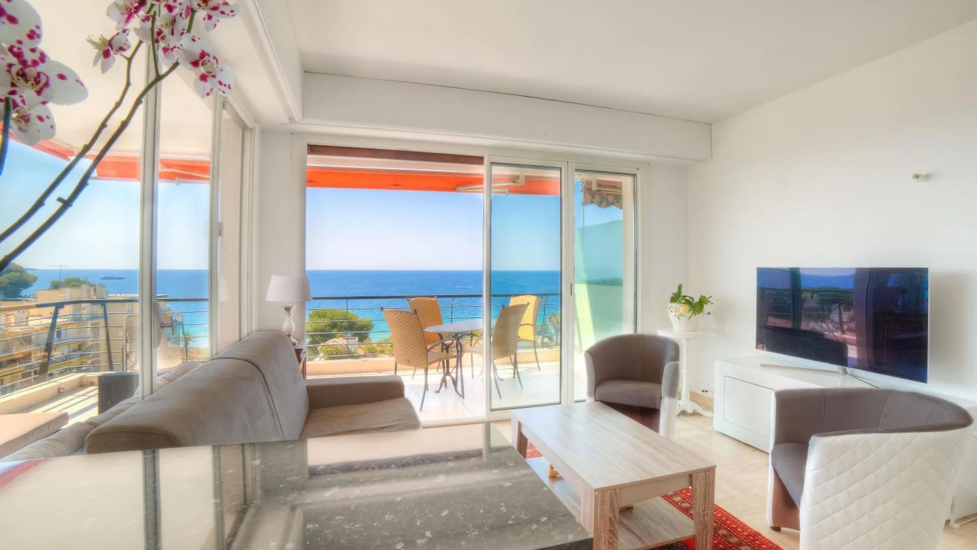 Apartment Immogroom- 2 Bedrooms -Panoramic Sea View - Huge Cannes France